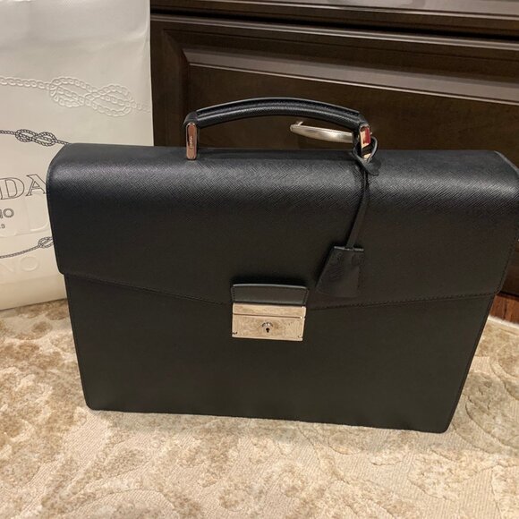 Men's Prada Cartella Nero Saffiano Briefcase with detachable messenger bag strap - Picture 1 of 16